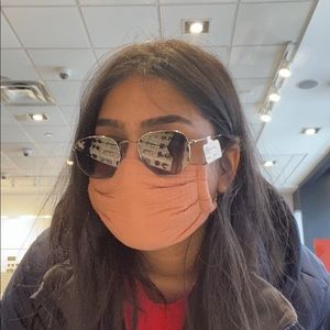 Meet your Posher, Meril